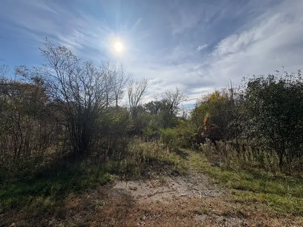 1854 Checker Road, Long Grove, IL 60047