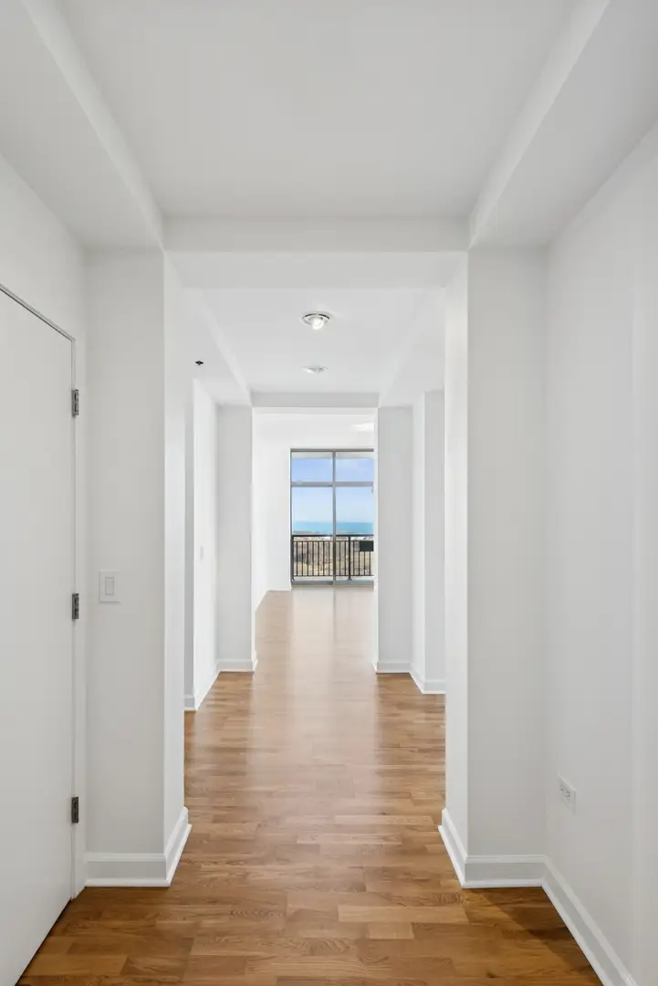 Address Withheld By Seller, Chicago, IL 60605 - Image #2