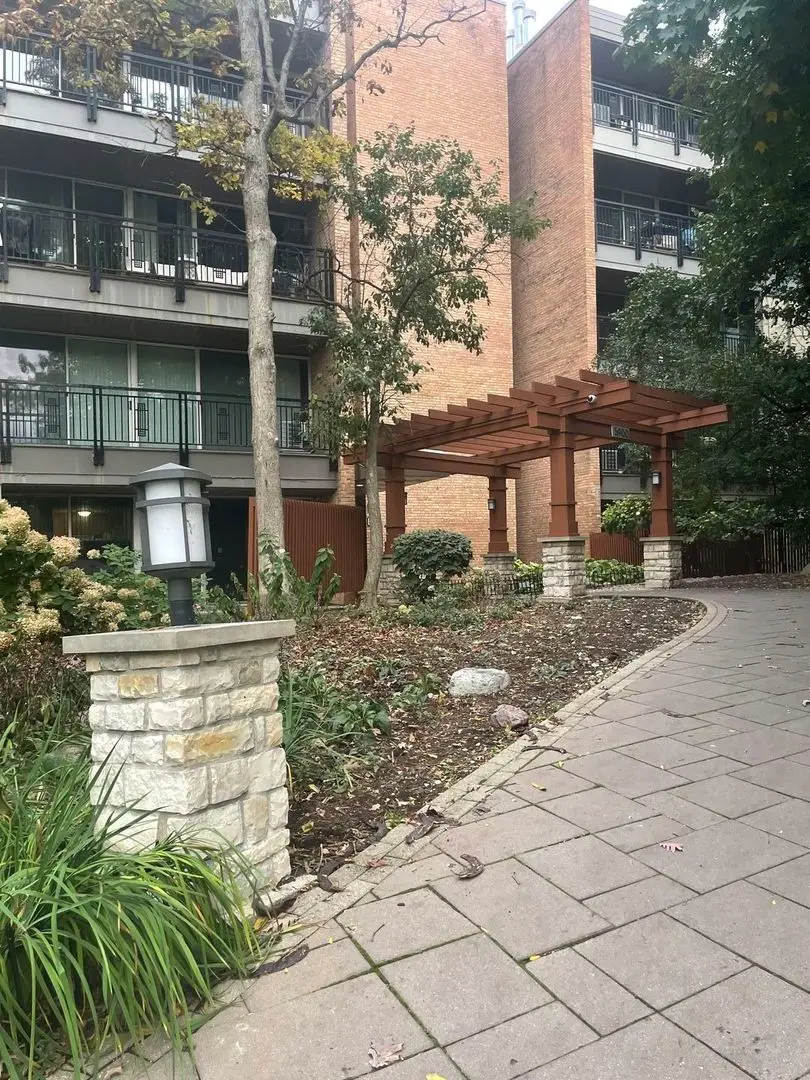 5900 Oakwood Drive #1L, Lisle, IL 60532 - #1