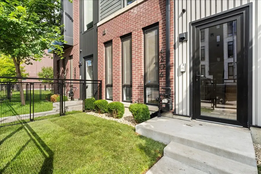 4206 W Belmont Avenue, Chicago, IL 60641 - Image #2