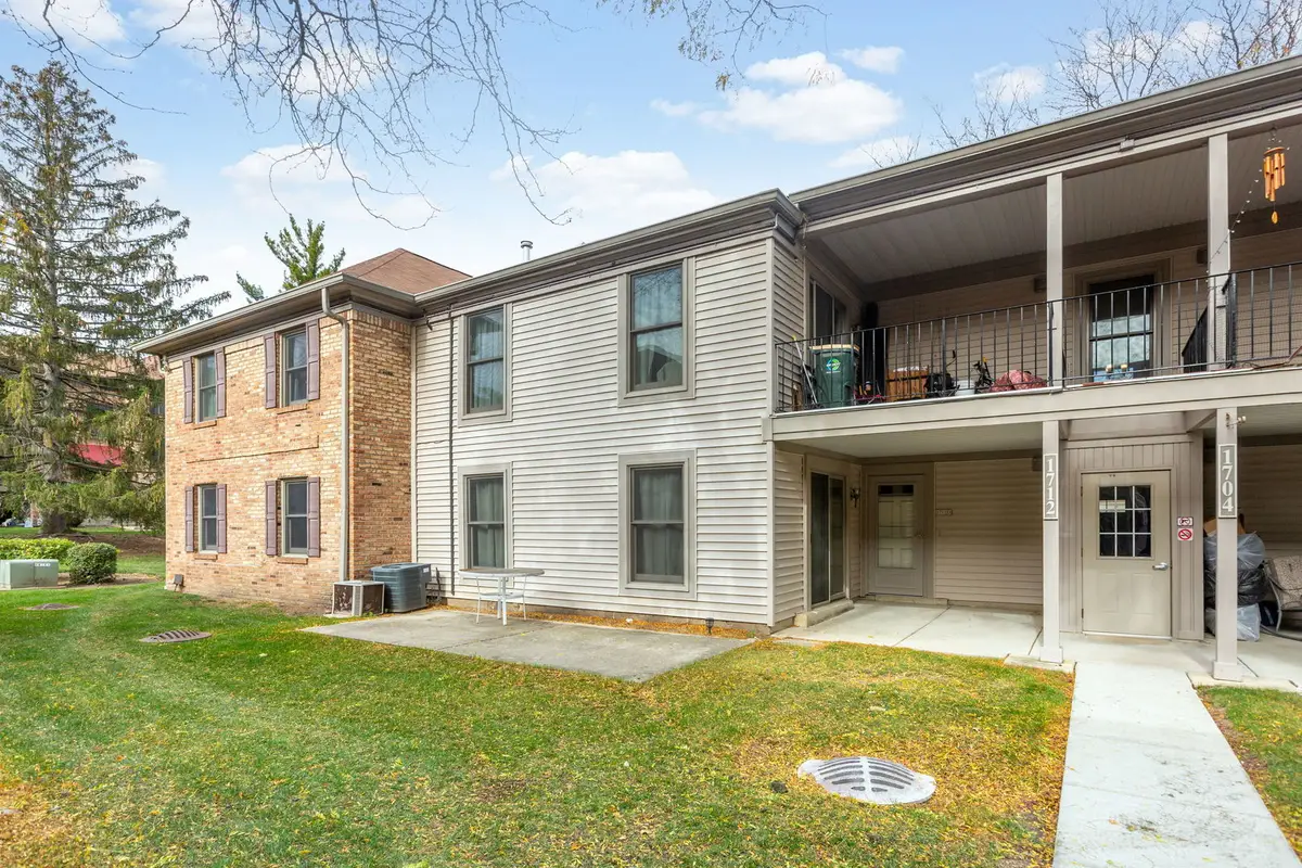 1712 Fayette Walk #D, Hoffman Estates, IL 60169 - Image #1