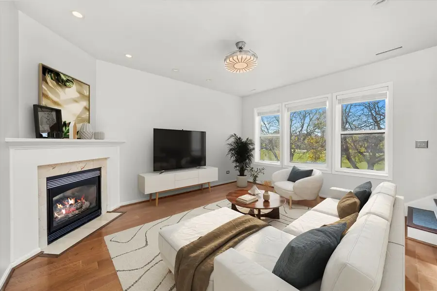3769 S Lake Park Avenue, Chicago, IL 60653 - Image #3