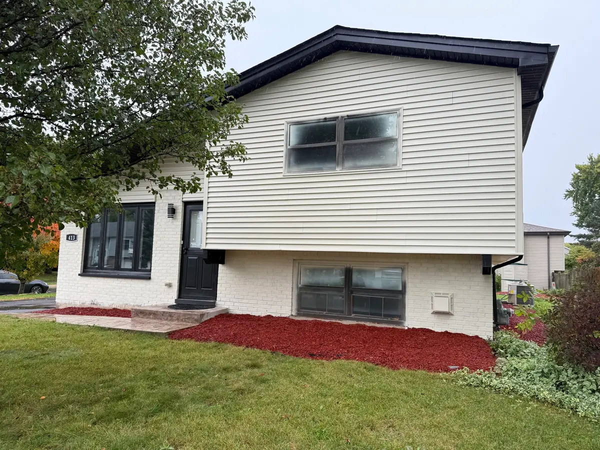 413 Canyon Trail, Carol Stream, IL 60188 - #1