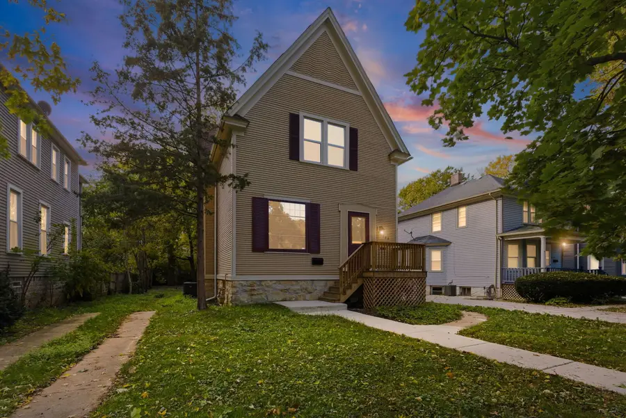 9748 S Vanderpoel Avenue, Chicago, IL 60643 - Image #2