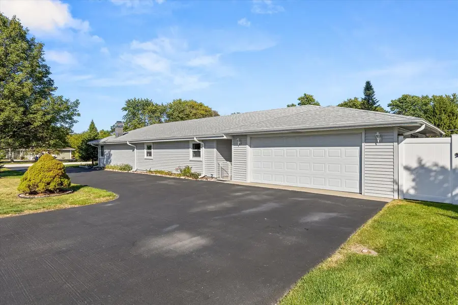 16001 S Leach Drive, Homer Glen, IL 60491 - Image #3