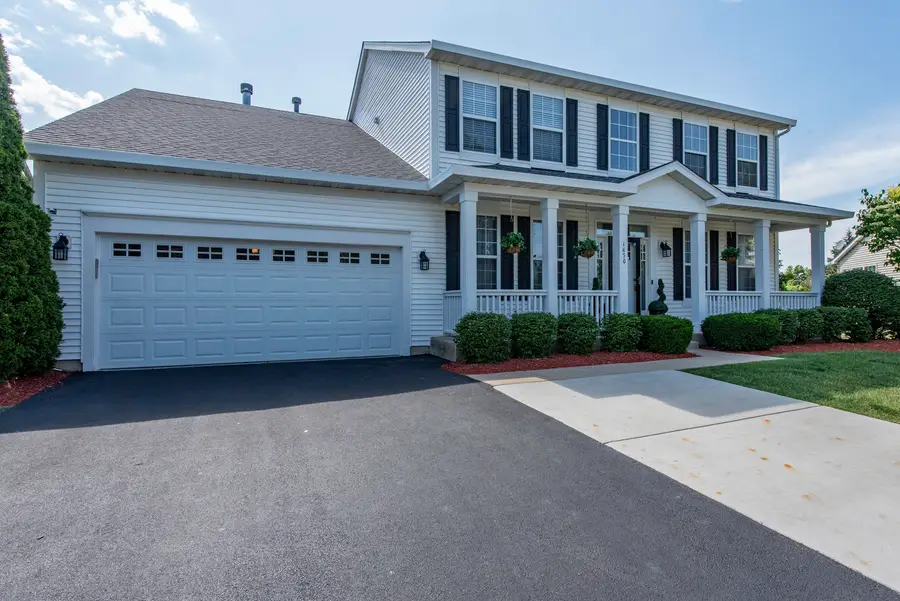 1650 Natures Way, Lindenhurst, IL 60046 - Image #3