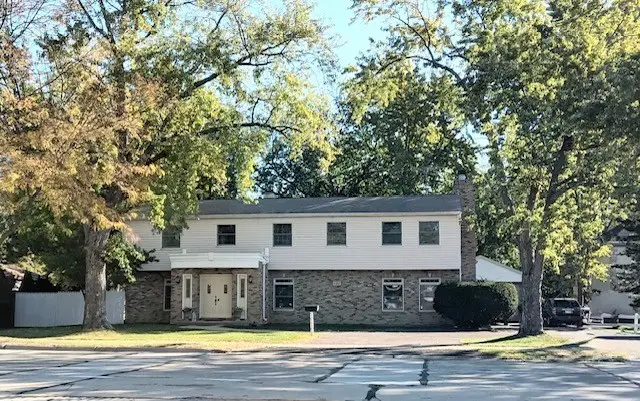 1323 S Roselle Road, Schaumburg, IL 60193 - Image #1