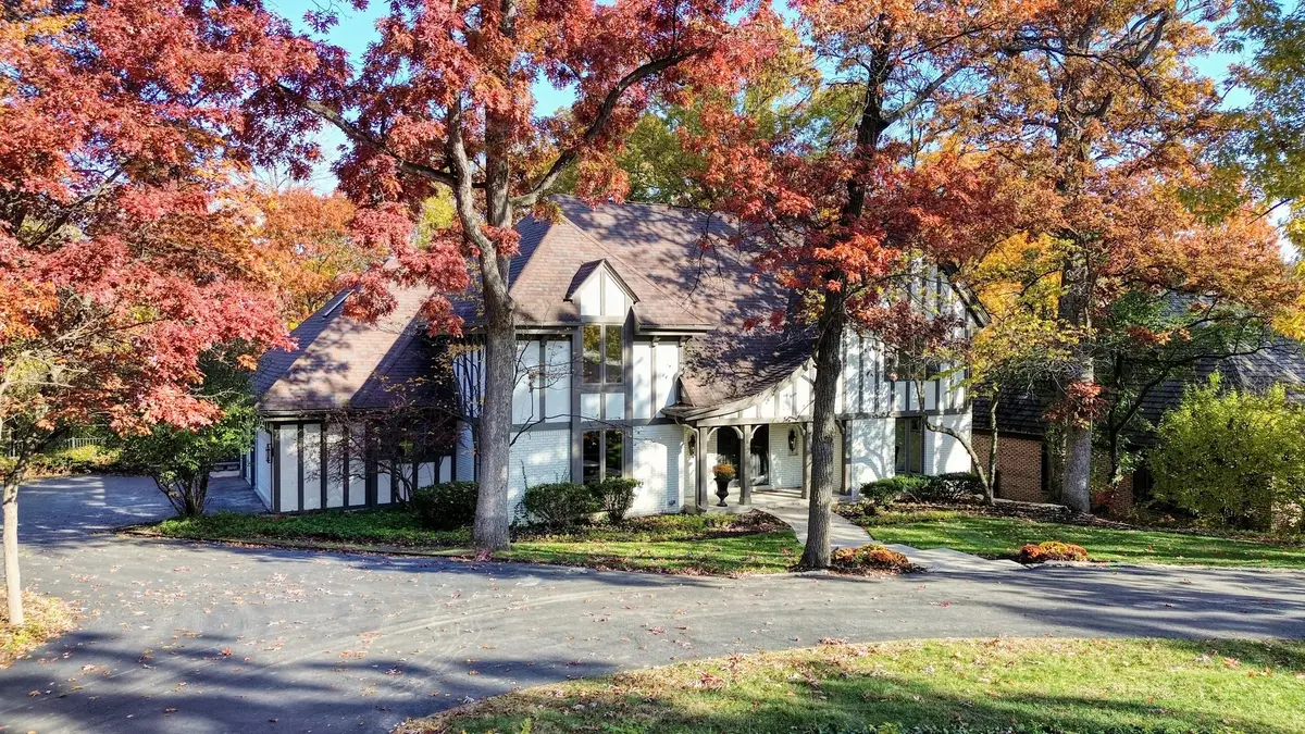 13 Woodgate Drive, Burr Ridge, IL 60527 - Image #1