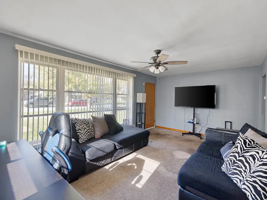 17057 Park Avenue, Lansing, IL 60438 - Image #3