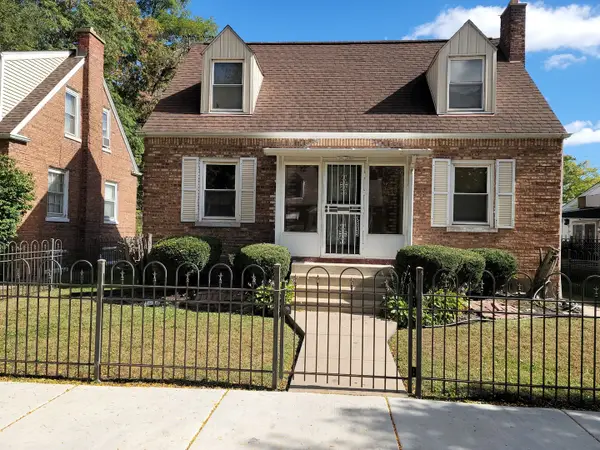 10055 S Oglesby Avenue, Chicago, IL 60617