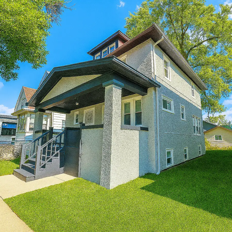 949 N Lockwood Avenue, Chicago, IL 60651 - Image #2