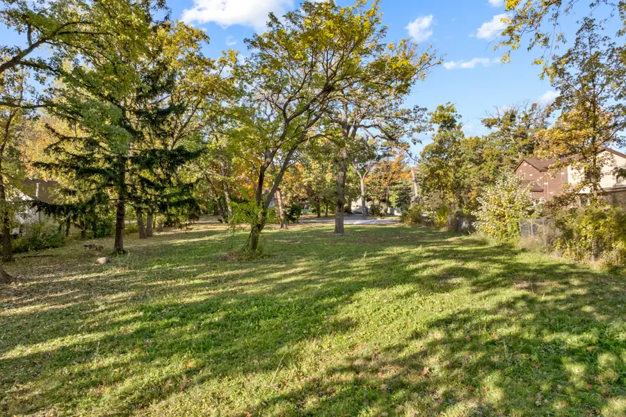 8619 S 85th Court, Hickory Hills, IL 60457 - Image #3