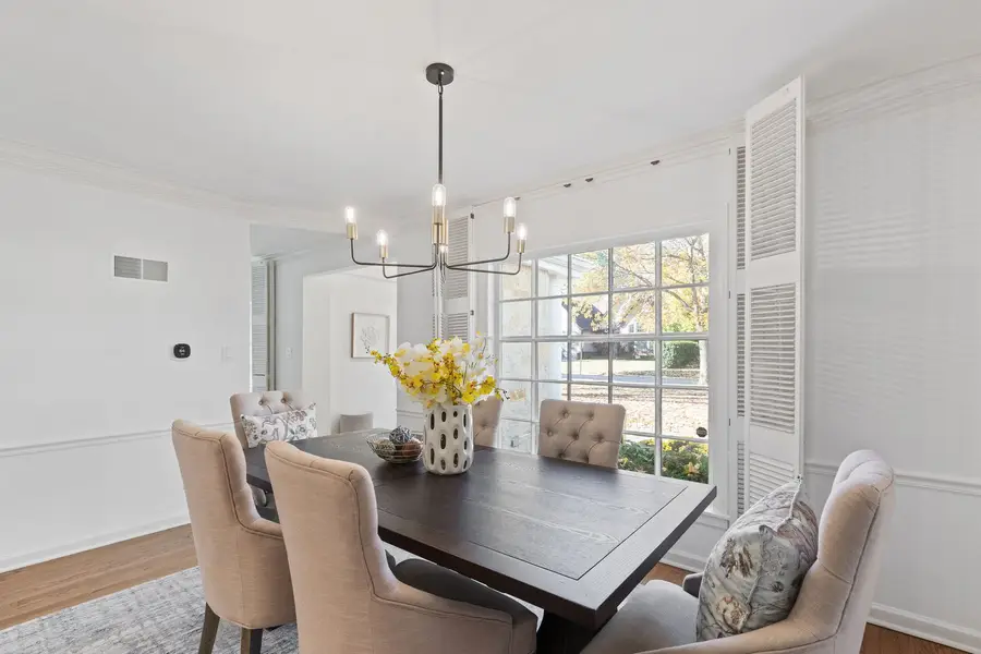 839 Surrey Lane, Glenview, IL 60025 - Image #2