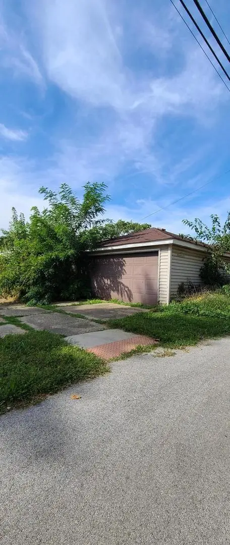 14447 University Avenue, Dolton, IL 60419