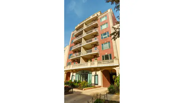 508 W Melrose Street #PH-W, Chicago, IL 60657