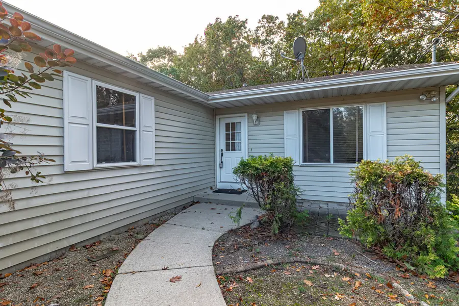 35242 N Moody Street, Ingleside, IL 60041 - Image #2