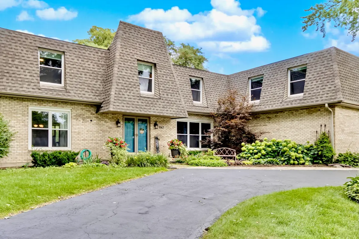 842 Winmoor Drive, Sleepy Hollow, IL 60118 - Image #1