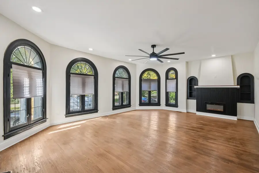 8153 S Champlain Avenue, Chicago, IL 60619 - Image #3