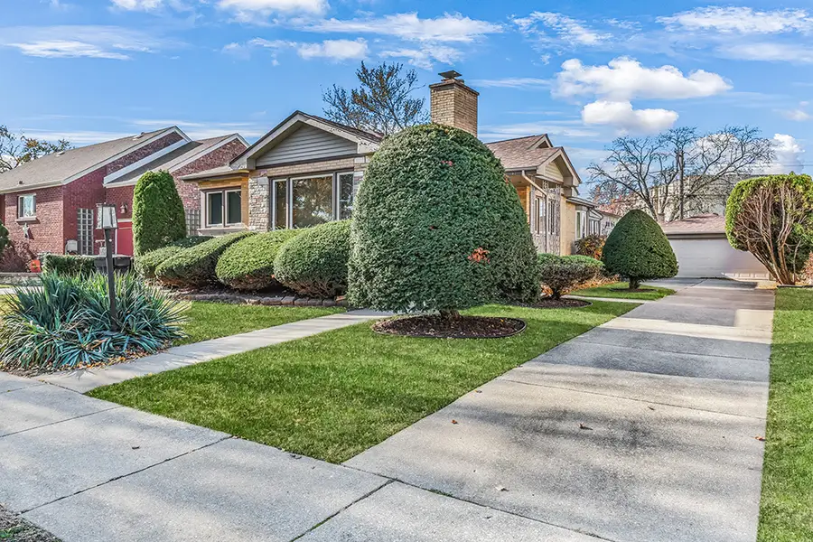 9716 S Harding Avenue, Evergreen Park, IL 60805 - Image #3