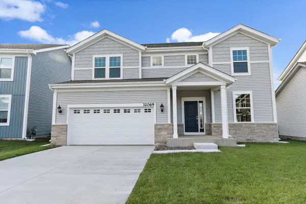 32069 Savannah Drive, Lakemoor, IL 60051