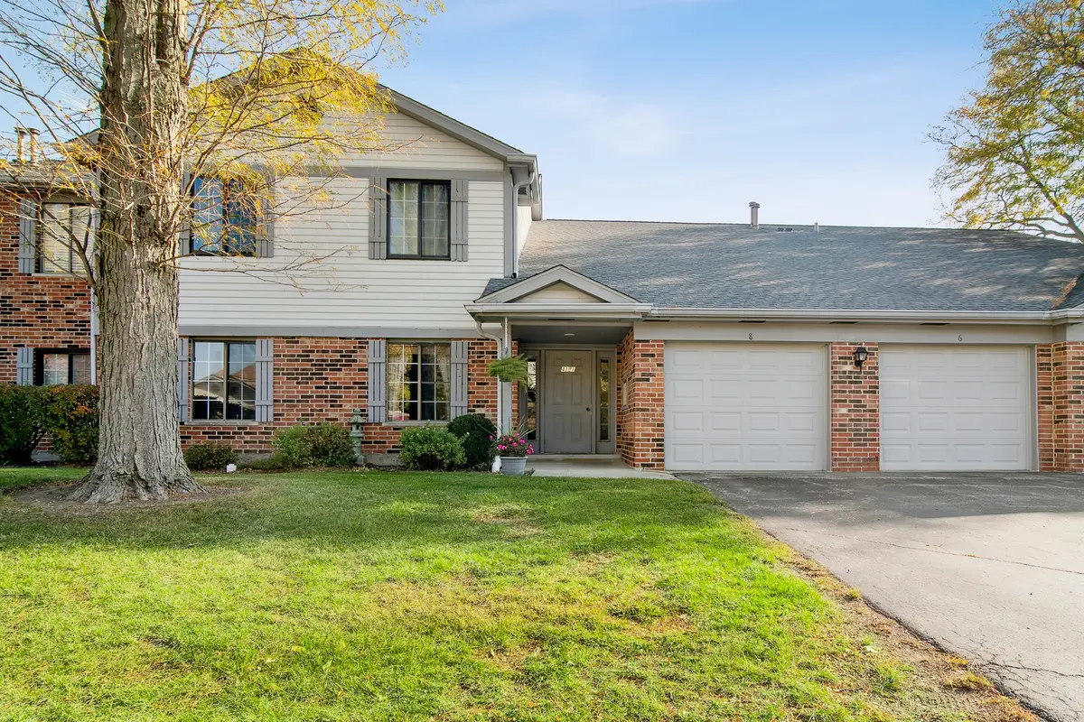 4121 N Mallard Drive #5, Arlington Heights, IL 60004 - Image #1