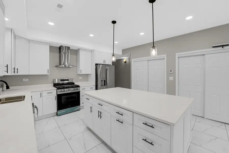 131 N 21st Avenue, Melrose Park, IL 60160 - Image #3