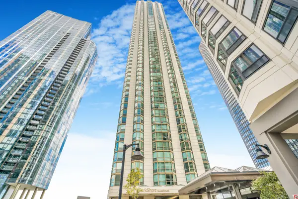 195 N Harbor Drive #4105, Chicago, IL 60601