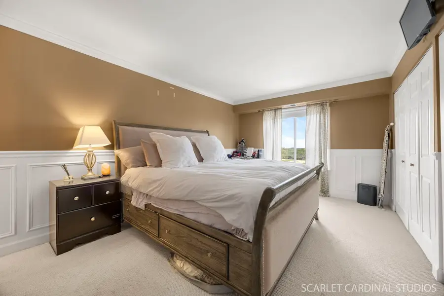 5400 Walnut Avenue #805, Downers Grove, IL 60515 - Image #2