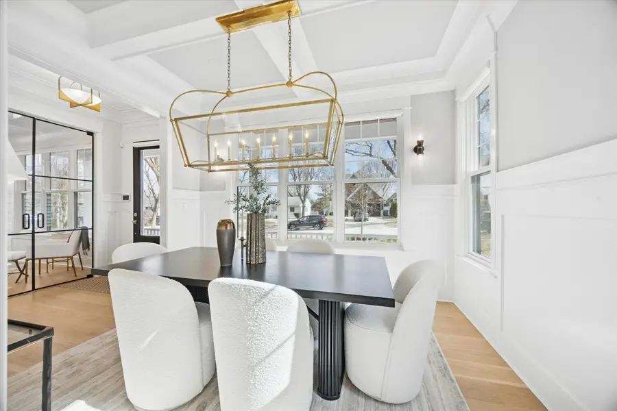 Address Withheld By Seller, Hinsdale, IL 60521 - #3