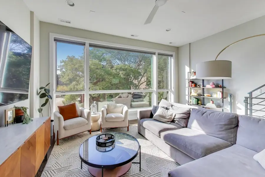 2910 W Palmer Street #2, Chicago, IL 60647 - #2