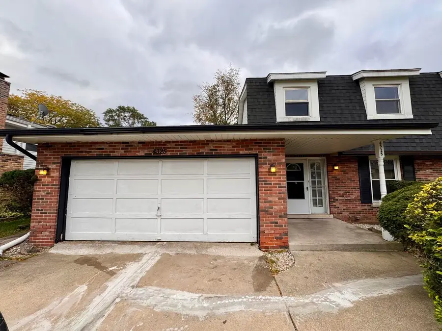 4325 Oakwood Lane, Matteson, IL 60443 - Image #2