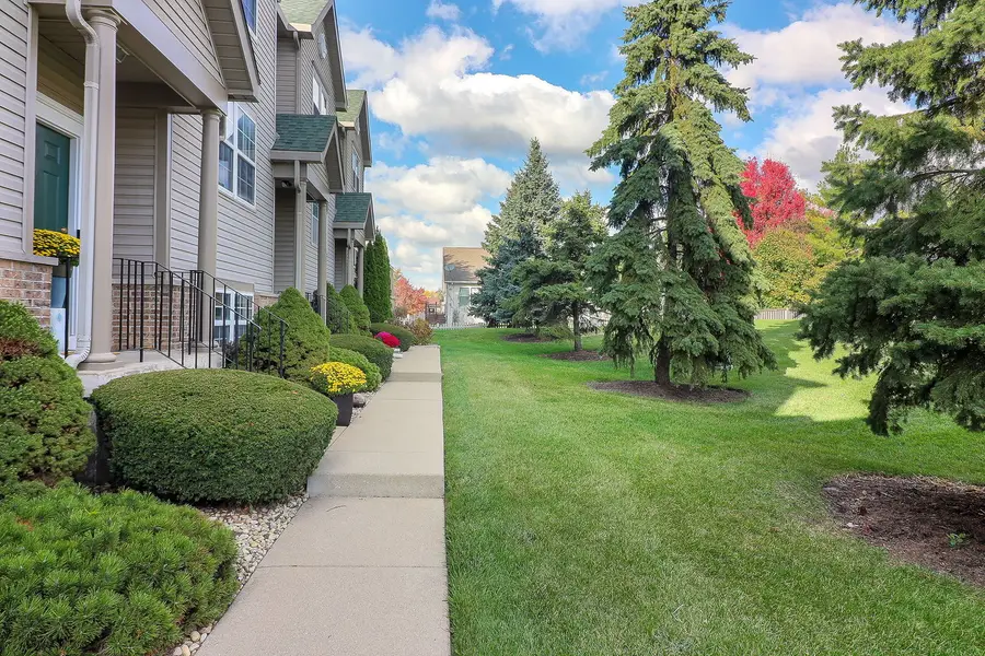 1914 S Austrian Pine Street, Lockport, IL 60441 - Image #2