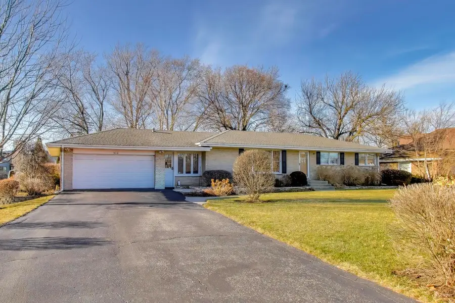 316 Linden Road, Northbrook, IL 60062 - Image #2