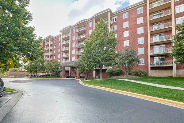 8300 Callie Avenue #311, Morton Grove, IL 60053