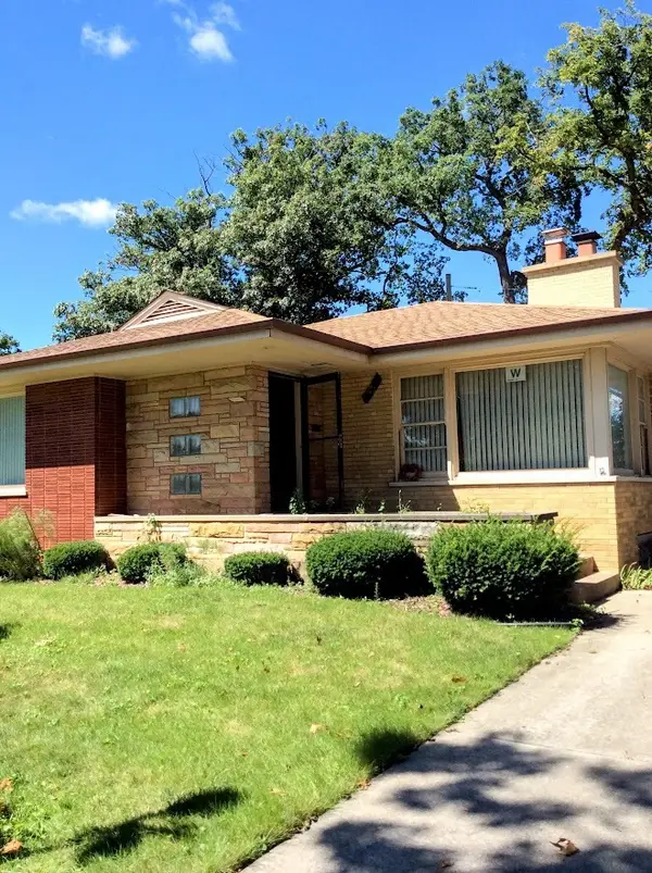 Address Withheld By Seller, North Riverside, IL 60546