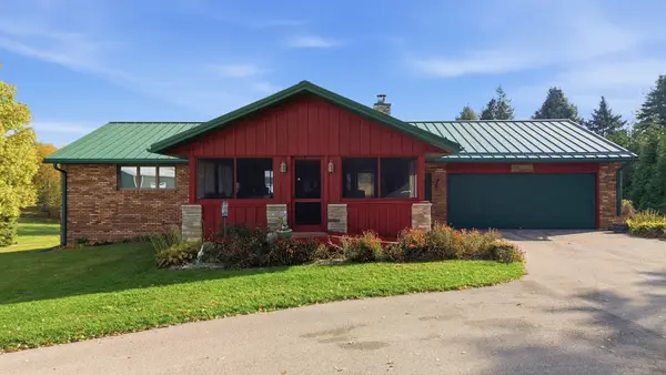 1764 Wolverine Road, Dixon, IL 61021