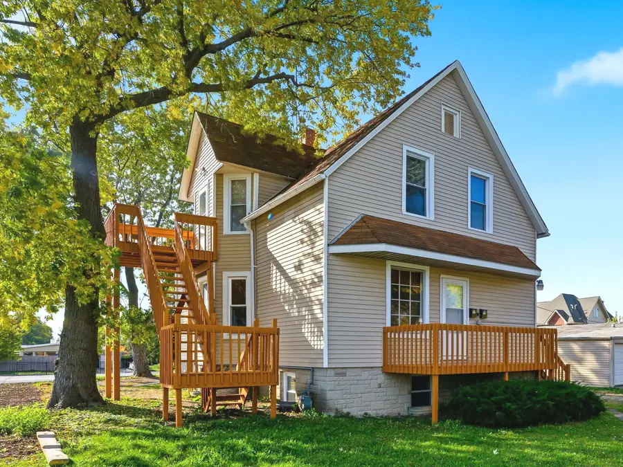 7635 W Foster Avenue, Chicago, IL 60656 - Image #2