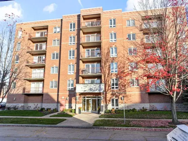 501 Alles Street #302a, Des Plaines, IL 60016