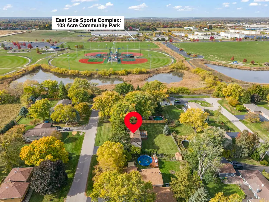 33W208 Bonnie Street, Saint Charles, IL 60174 - Image #2