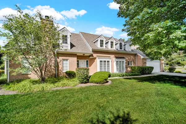 5625 Chesapeake Drive #5625, McHenry, IL 60050