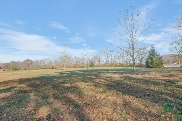 2802 N Brickhouses Road, Urbana, IL 61802