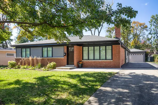 1444 Crowe Avenue, Deerfield, IL 60015