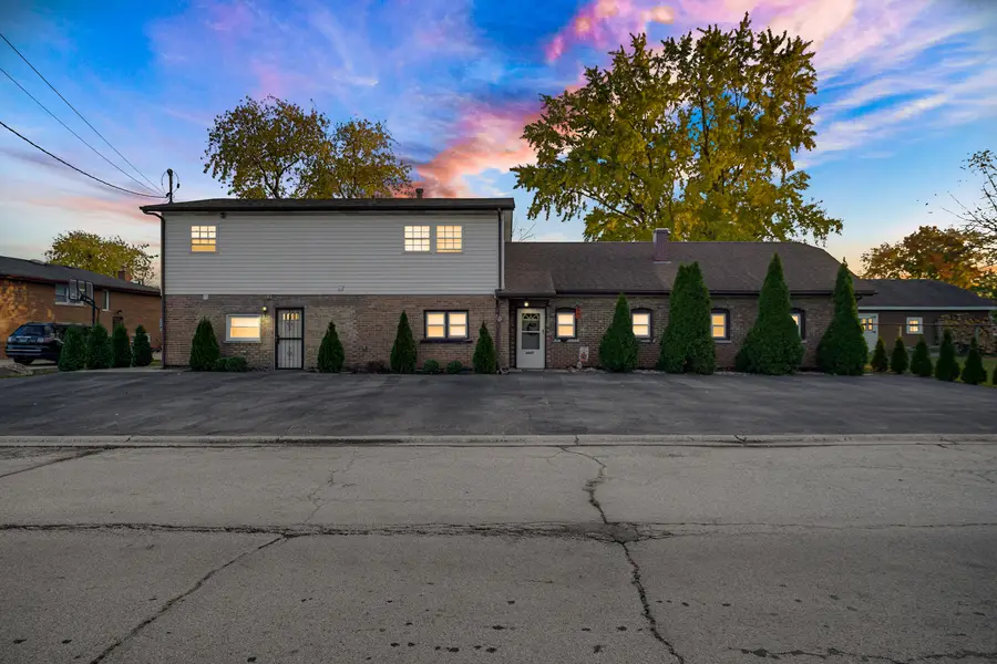 8845 W 75th Street, Justice, IL 60458 - Image #2