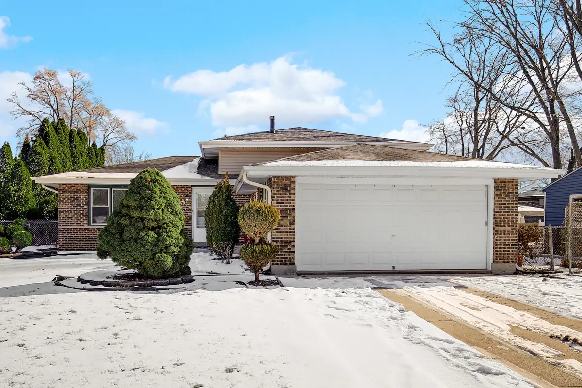 16779 92nd Avenue, Orland Hills, IL 60487 - Image #1