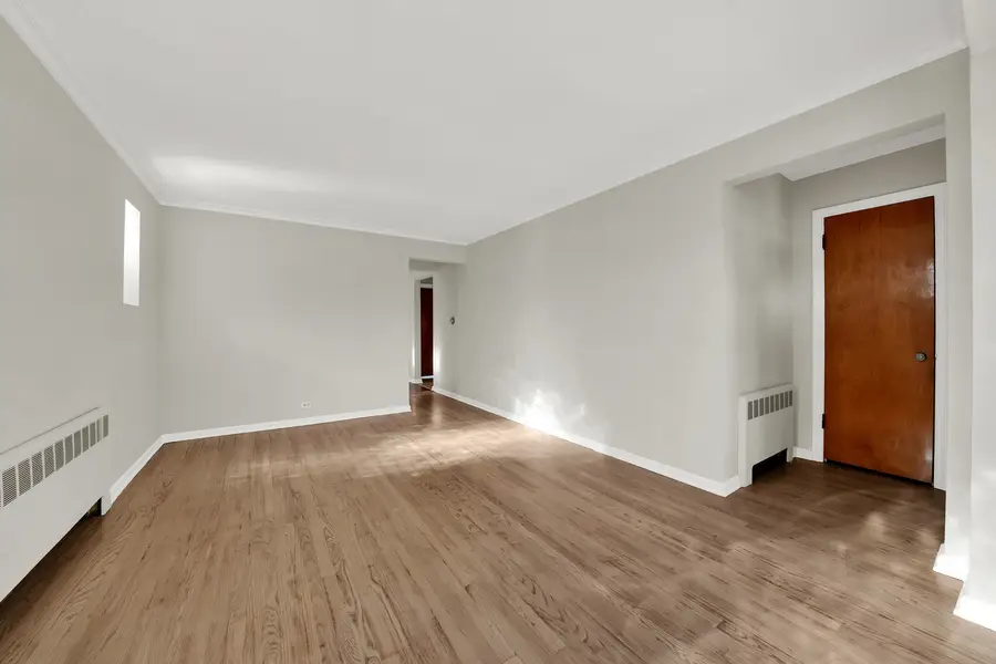 5730 S Tripp Avenue, Chicago, IL 60629 - Image #2