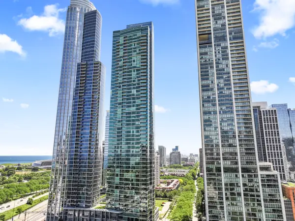 1201 S Prairie Avenue #4702, Chicago, IL 60605