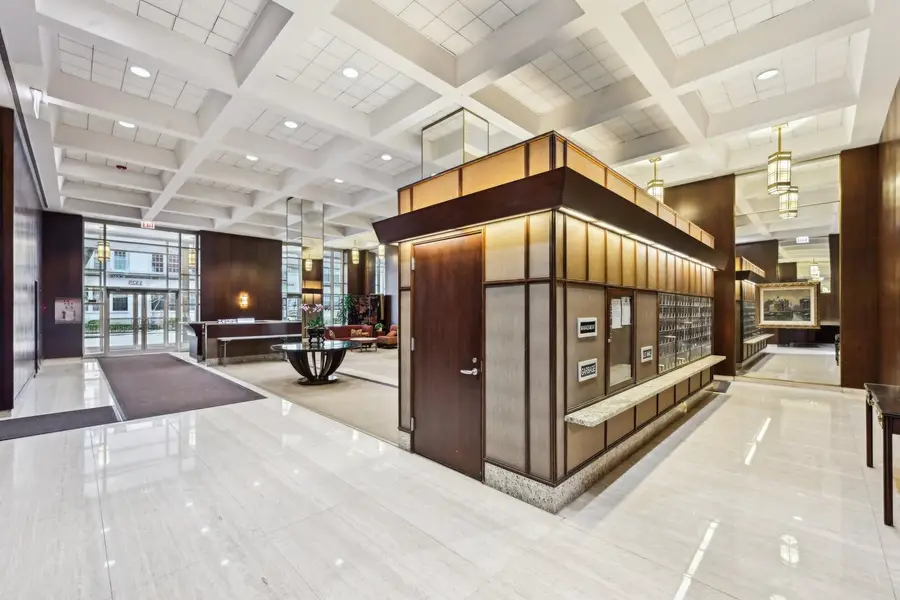 1325 N State Parkway #8E, Chicago, IL 60610 - Image #3