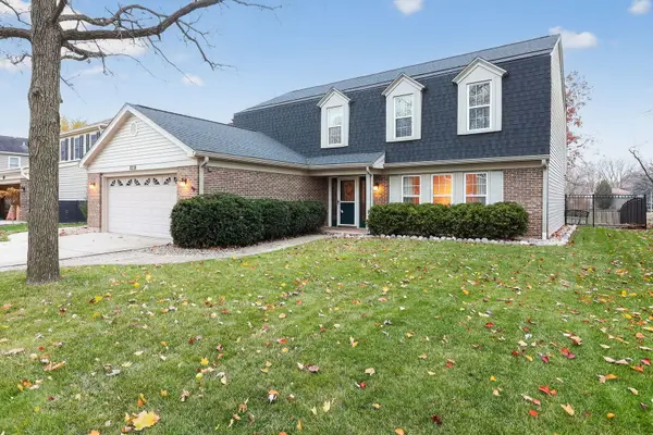 2238 Appleby Drive, Wheaton, IL 60189