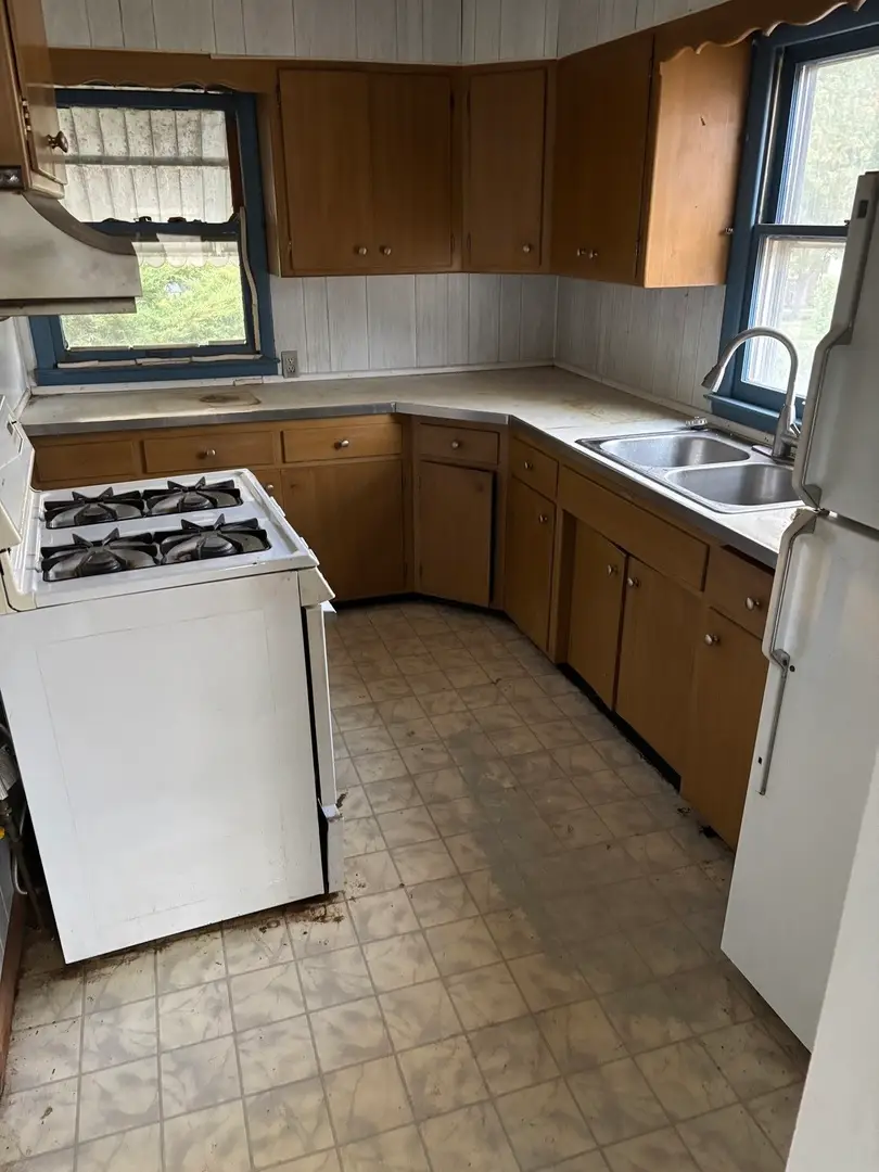 1010 Helen Avenue, Joliet, IL 60433 - Image #3