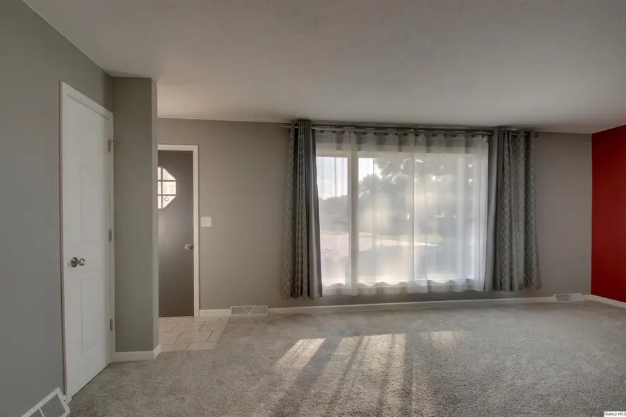 1205 Daniel Ct., Quincy, IL 62305 - Image #2